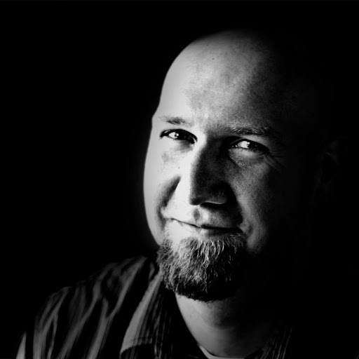 Adam Martin Photo 40