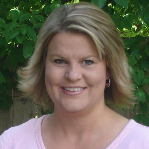 Julie Degarlais Photo 4