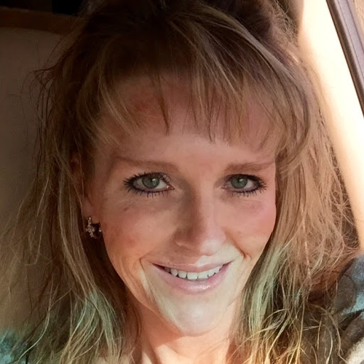 Traci Myers Photo 19