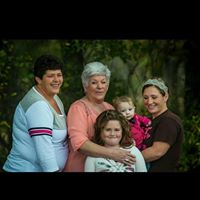 Kimberly Snyder Photo 48