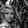 Jennifer Leonard Photo 16