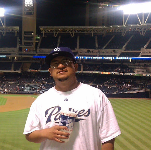 Rudy Flores Photo 12