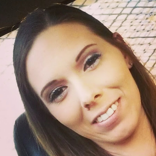 Stephanie George Photo 34