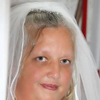 Martha Dyer Photo 16