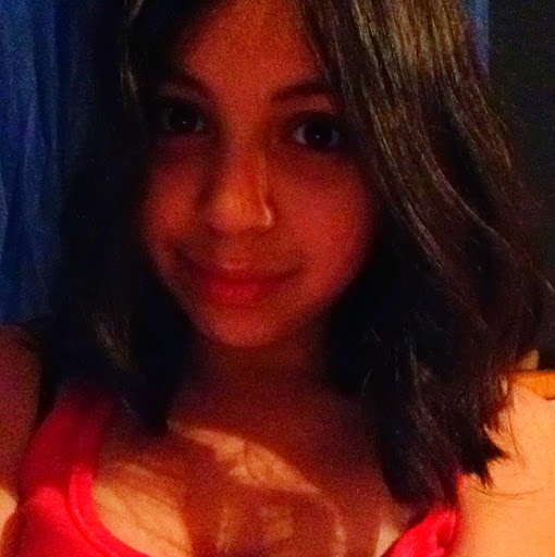 Jennifer Salinas Photo 21