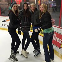 Danielle Robertson Photo 8