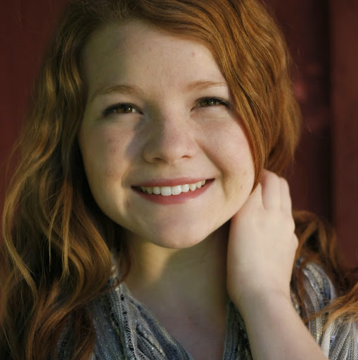 Anna Warren Photo 36