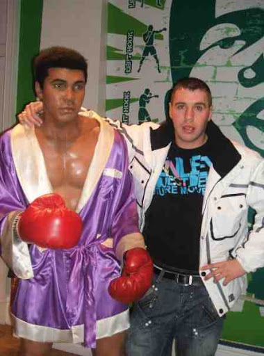 Wesley Richards Photo 16