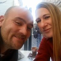 Julie Markham Photo 8