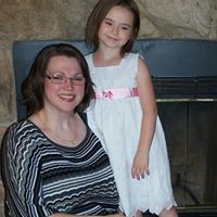 Elizabeth Minter Photo 15
