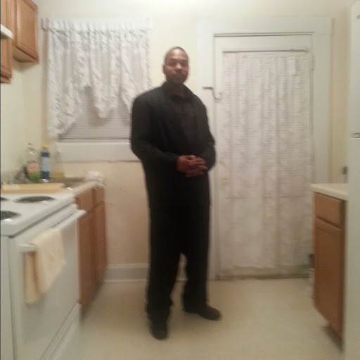 Dwight Robinson Photo 21