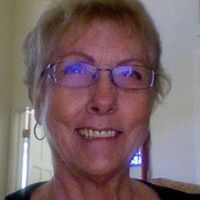 Caroline Currie Photo 9