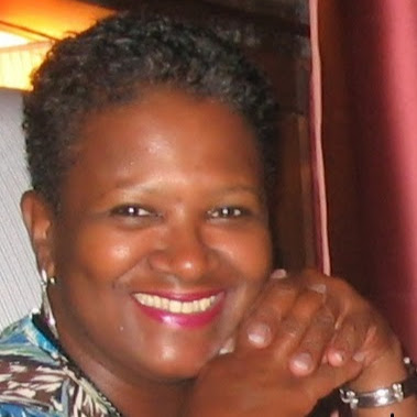 Esther Love Photo 8
