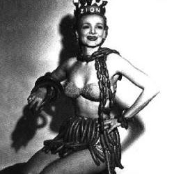 Jennifer Welsh Photo 39