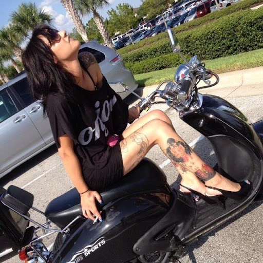 Kristina Chavez Photo 38