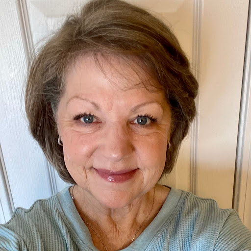 Alice Clinton Photo 3