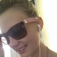 Christina Ainsworth Photo 16