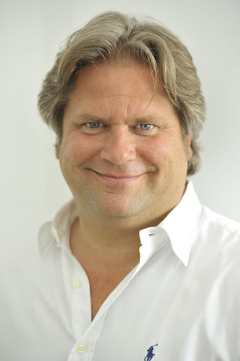 Michael Feld Photo 36