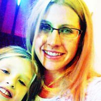 Sarah Lind Photo 19