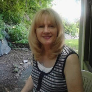 Pamela Henderson Photo 12