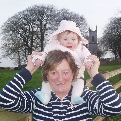 Margaret Woods Photo 17