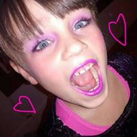 Angela Abbott Photo 13