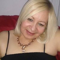 Kristine Hughes Photo 17