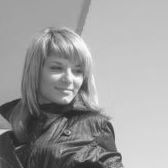Katharine Hampton Photo 9