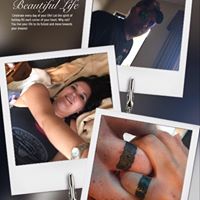 Crystal Humphries Photo 29