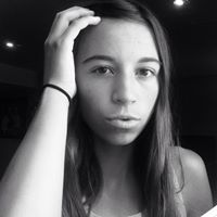 Kirsten Cartwright Photo 6