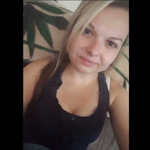 Megan Castle Photo 9