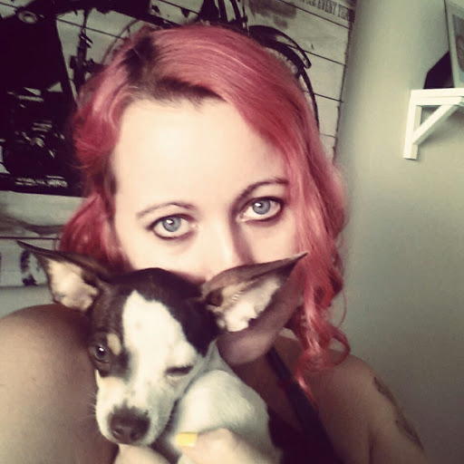 April Ritchie Photo 14