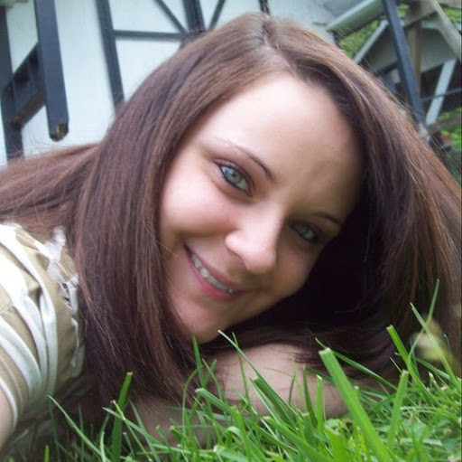 Jenny Watts Photo 12