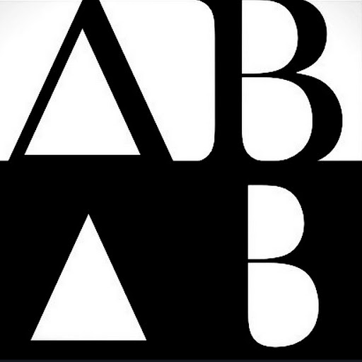 Angela Browne Photo 21