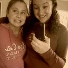 Brooke Lowe Photo 11