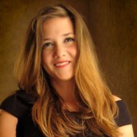 Jillian Warren Photo 10