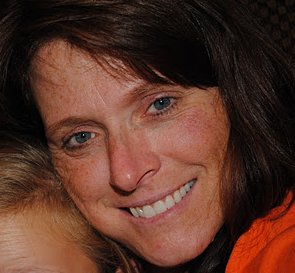 Lori Bailey Photo 35