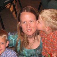 Robyn Gordon Photo 12