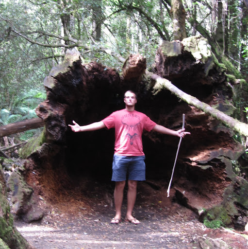 Robin Hummel Photo 7