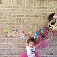 Rebecca Quick Photo 9