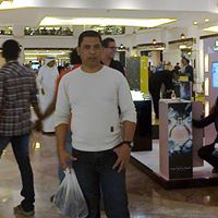 Eduardo Villar Photo 4
