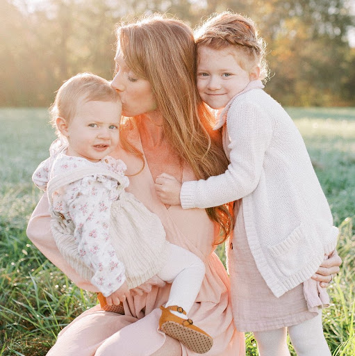 Kristina Mills Photo 15