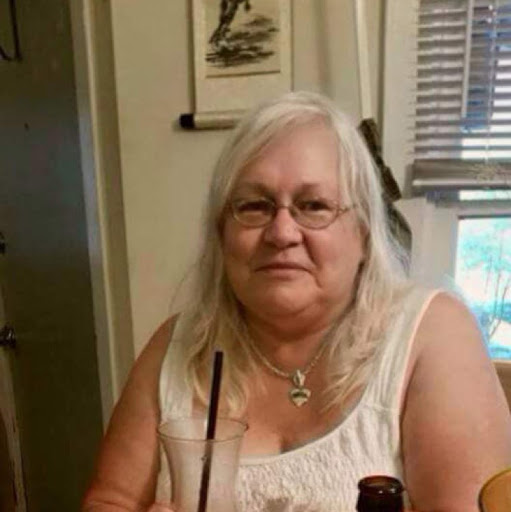 Connie Davis Photo 16