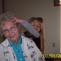 Grace Hamilton Photo 32