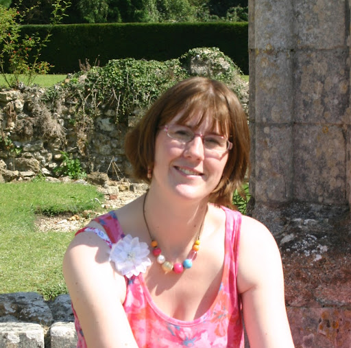 Helen Hobbs Photo 30