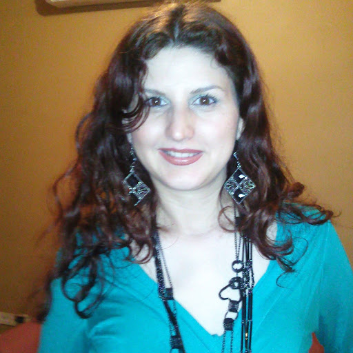 Elizabeth Campos Photo 15
