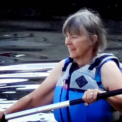 Julie Gardner Photo 43