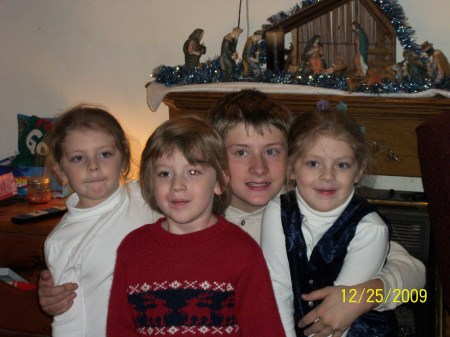 Angela Barrett Photo 38