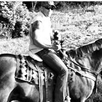 Derek Garner Photo 15