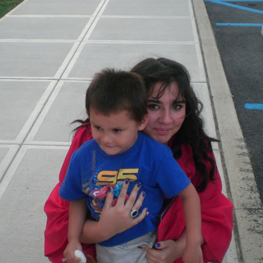 Debbie Torres Photo 10